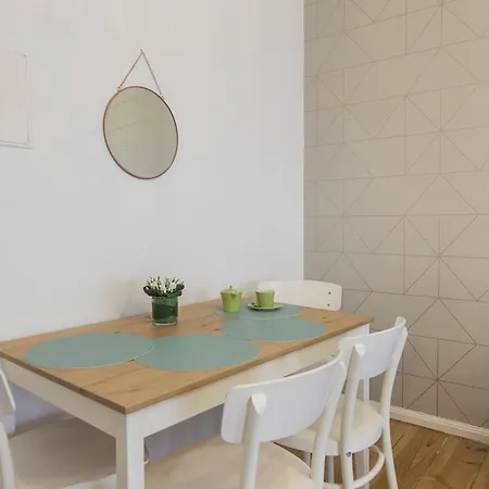 Universal Apartament